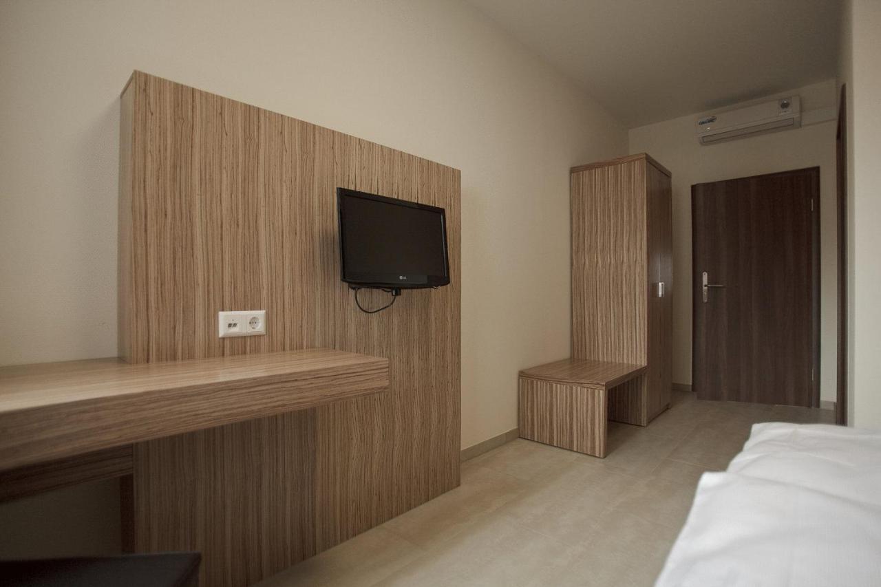 Hotel Maxis - Digitaler Self-Check-In - คาร์ลสบาด ห้อง รูปภาพ